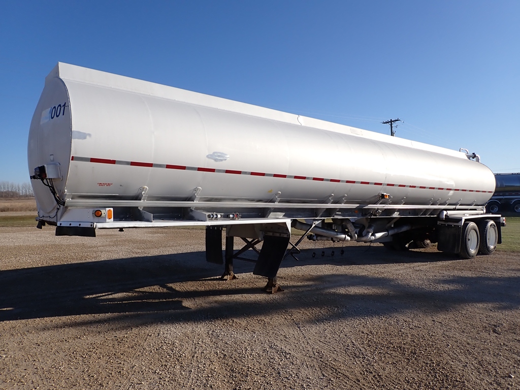 Westank-Tandem-Aluminum-Tank-Trailer