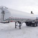 Hutchinson-Tandem-Aluminum-Tanker-Deck-Trailer