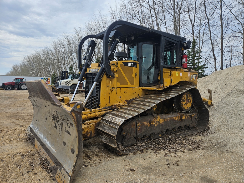 2014-CAT-D6T-LGP-6-Way-Dozer