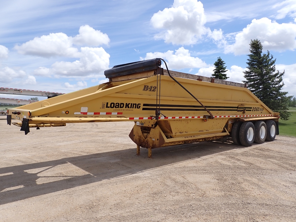 Load-King-Tridem-Clam-Dump-Gravel-Trailer