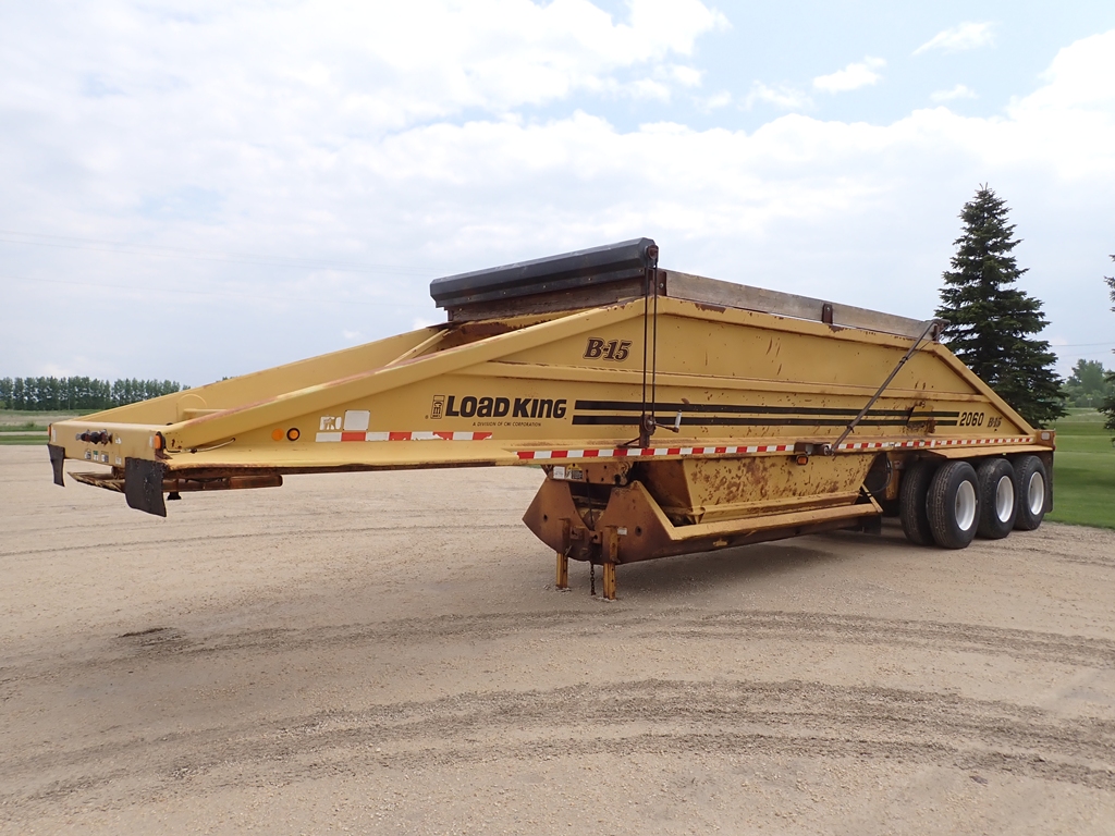 Load-King-Tridem-Clam-Dump-Gravel-Trailer