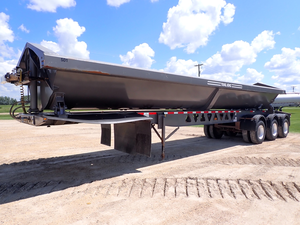 rail-King-Tridem-Side-dump-Trailer-
