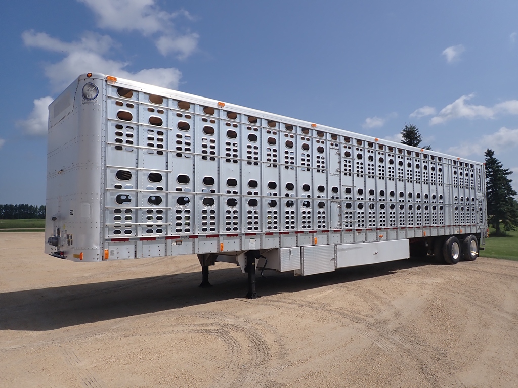 Wilson-Tandem-Freight-Livestock-Trailer