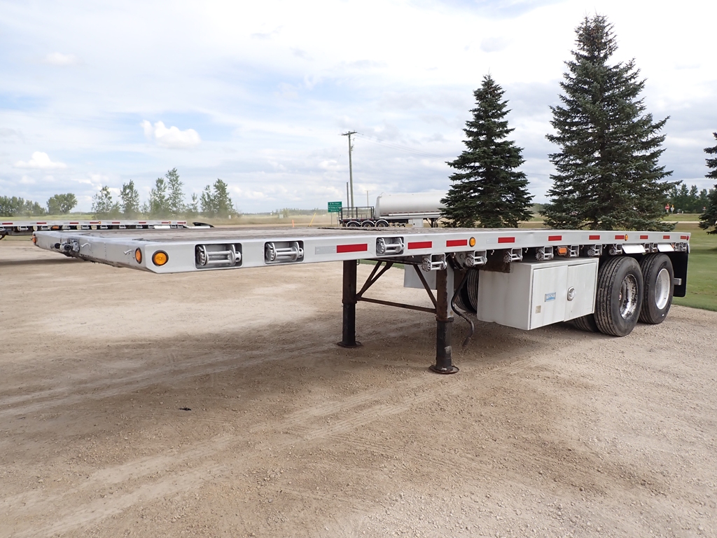 Magnum-Super-B-Flat-Deck-Trailers